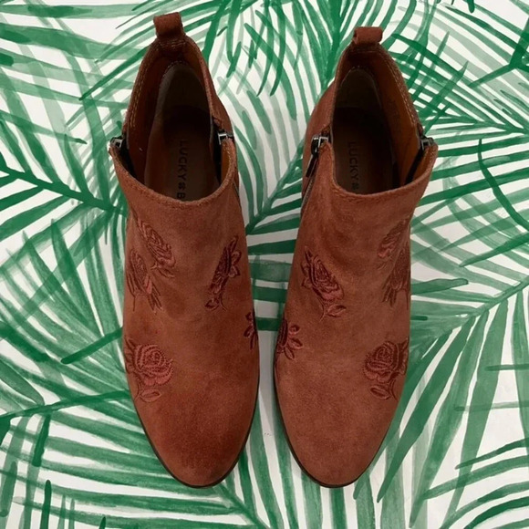 Lucky Brand Basel Rose Embroidered Leather Ankle Booties Size 8 - Picture 10 of 10